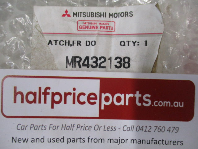 Mitsubishi Triton Genuine Right Hand Front Door Latch New Part