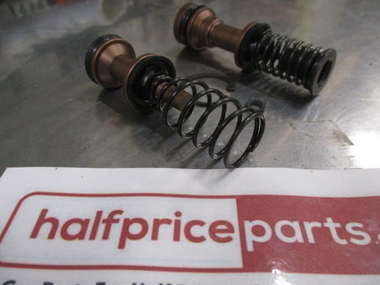 Mitsubishi Nimbus/Eclipse/Galant/Mirage/Sigma/Triton/Pajero Genuine Brake Master Cylinder Repair Kit New Part