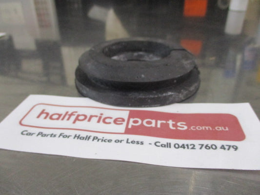 Mitsubishi Pajero Genuine Engine Wiring Chassis Grommet New Part