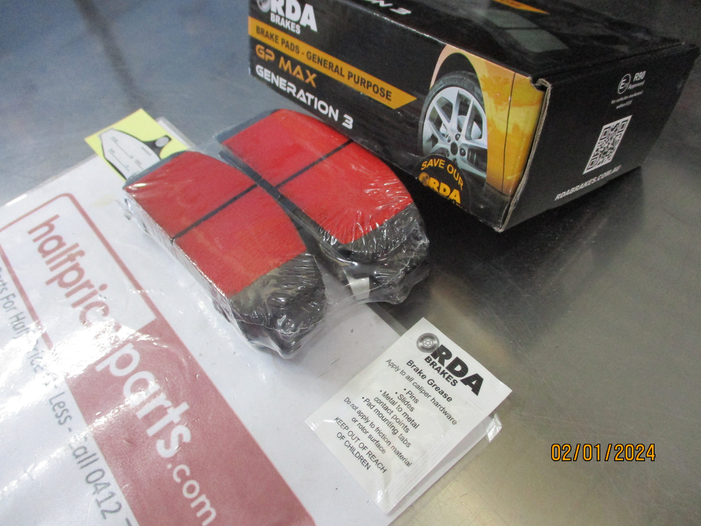 RDA Front Disc Brake Pad Set Suits Holden VE-VF V6 Commodore New Part
