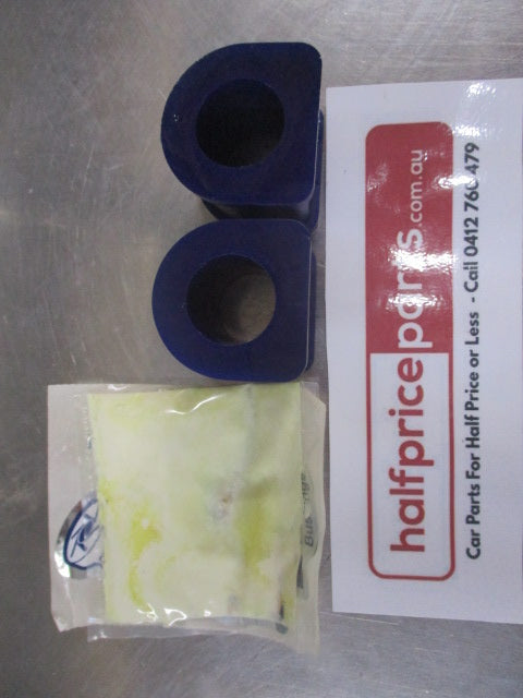 SuperPro Front Sway Bar 23mm Mount Bush Kit Suits Mitsubishi Pajero New Part