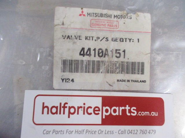 Mitsubishi Triton Genuine Steering Gear Control Valve Kit New Part