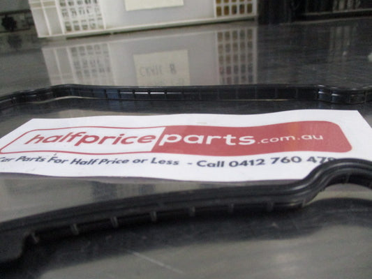 Mitsubishi Outlander Genuine Rocker Valve Cover Gasket New Part