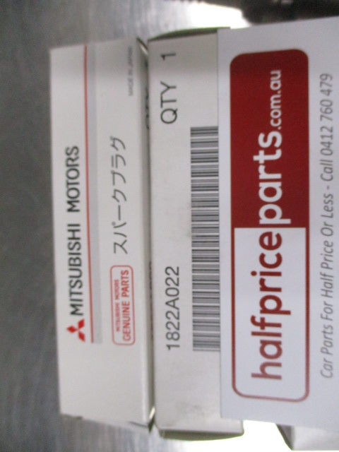 Mitsubishi Lancer Evolution Genuine Spark Plugs (Set of 4) New Part