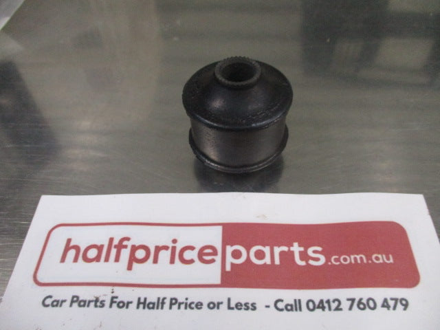 Mitsubishi Lancer/Galant Genuine Rear Suspension Lower Arm Bush New Part