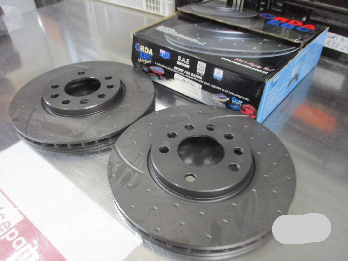 RDA Front Disc Rotors (Pair) Slotted-Dimpled Suits Holden AH/TS Astra/TT Zafira New Part