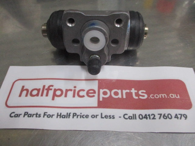 Mitsubishi Triton Genuine Rear Wheel Brake Cylinder New Part