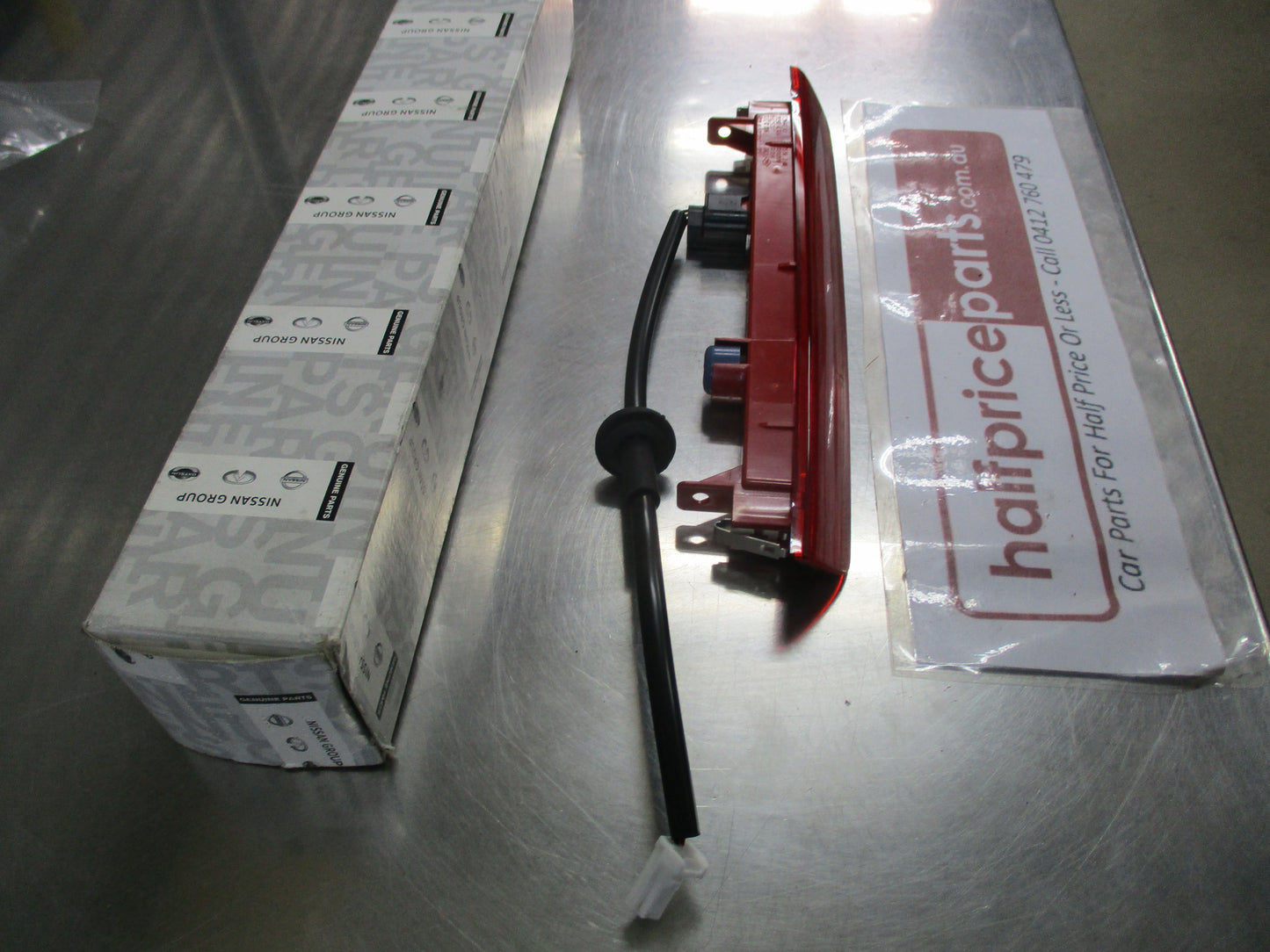 Nissan Qashqai J11 Genuine High Level/Third Brake Light Assembly New Part