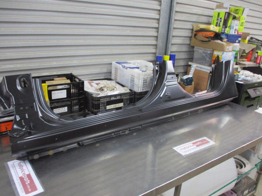 Mitsubishi Lancer Genuine Left Hand Outer Rocker Paner New Part