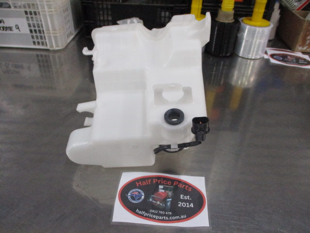 Kia Optima Genuine Windscreen Washer Bottle Assy New Part
