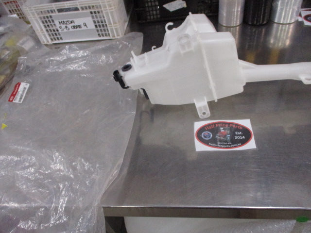 Kia Optima Genuine Windscreen Washer Bottle Assy New Part