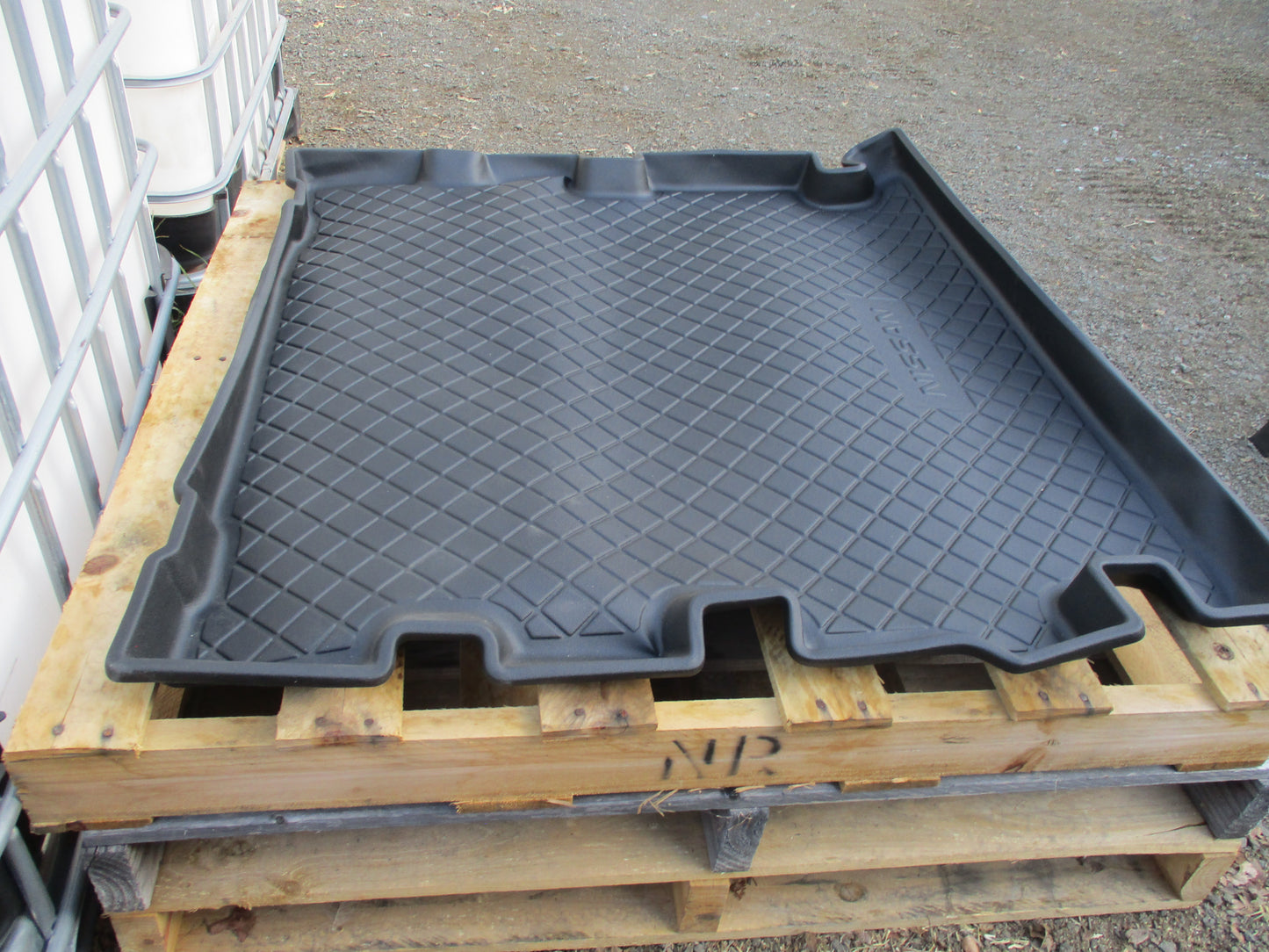 Nissan Pathfinder R51 Genuine Rear Rubber Protection Tray (Large) New Part