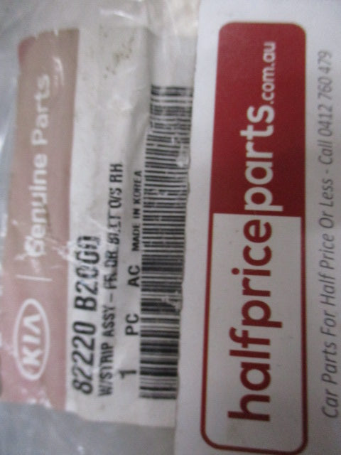 Kia Soul Genuine Right Front Door Weather Strip New Part