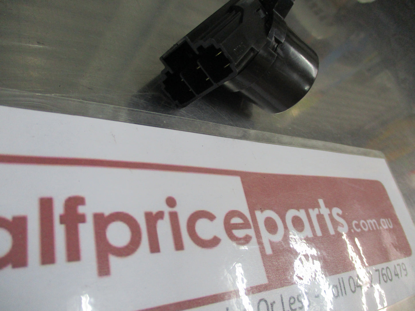 Holden Barina Genuine Ignition Switch New Part