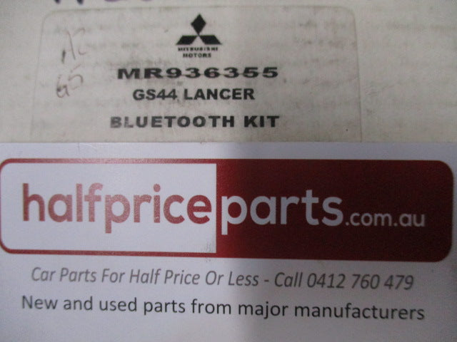 Mitsubishi Lancer/Triton/Outlander/Challenger Genuine Hands Free Phone Operation Bluetooth Kit (Plug & Play) New Part
