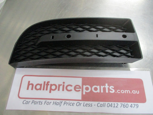 Holden Barina Genuine Front Right Bumper Fascia Opening cover New Part
