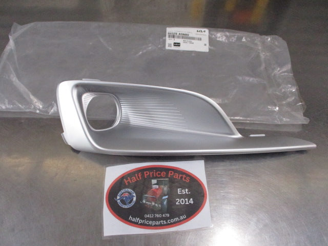 Kia Carnival Genuine Right Hand Front Fog Light Bezel Trim New Part