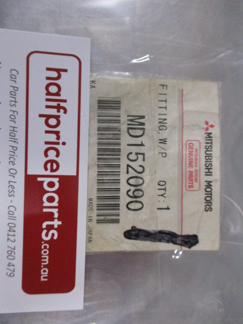 Mitsubishi Triton Genuine Water Inlet Thermostat Case New Part