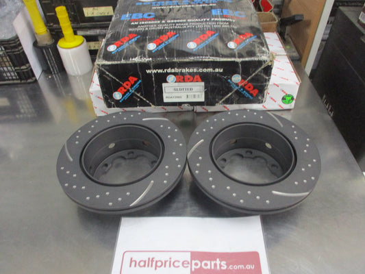 RDA Rear Disc Brake Rotors (Pair) Slotted-Dimpled Suits Mercedes Benz Sprinter/VW LT New Part