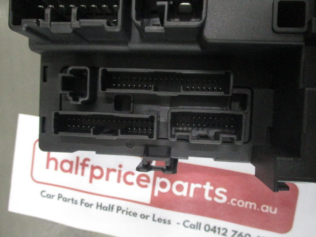 Mitsubishi Outlander Genuine ECU Time & Alarm Control Unit New Part