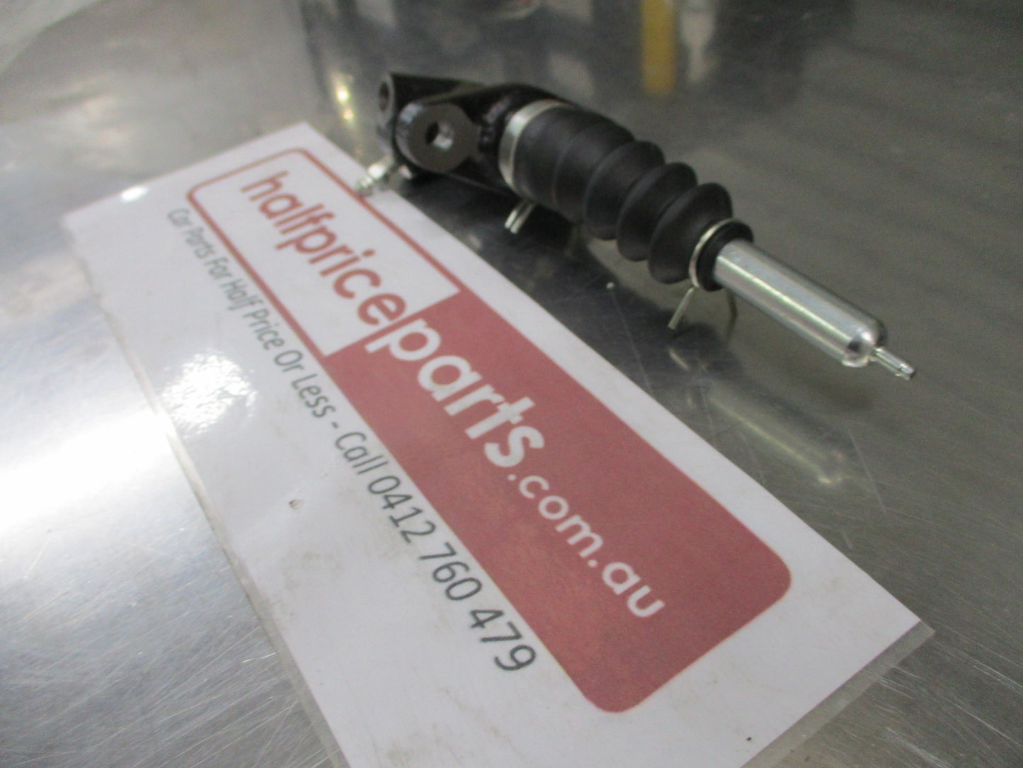 Mazda T2500/T2600/T3000/T3500 Genuine Clutch Slave Cylinder New Part