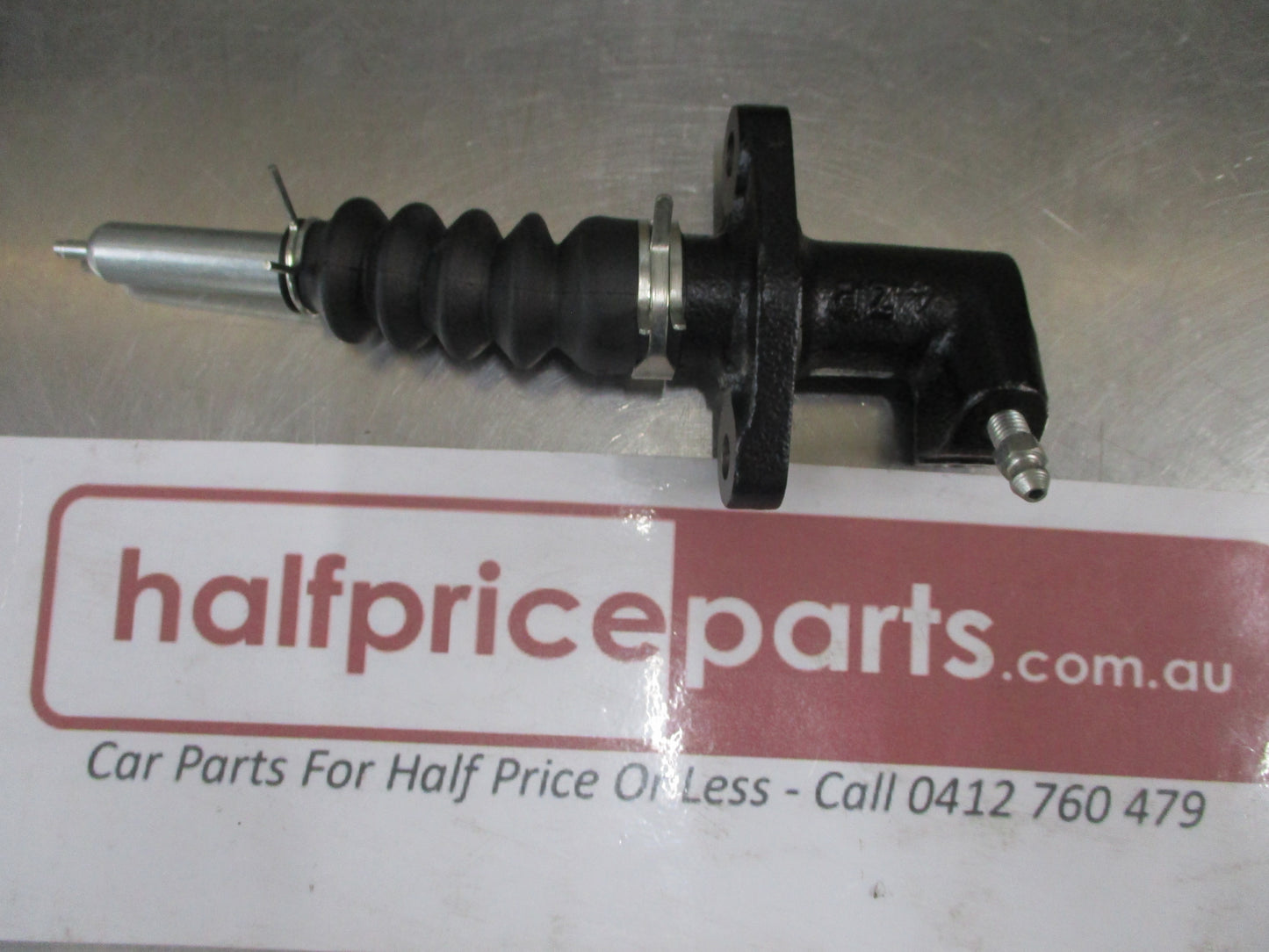 Mazda T2500/T2600/T3000/T3500 Genuine Clutch Slave Cylinder New Part