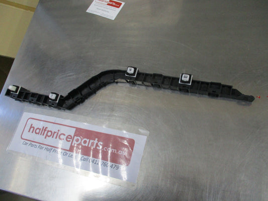 Honda Odyssey Genuine Right Hand Rear Bumper Side Spacer Bracket New Part