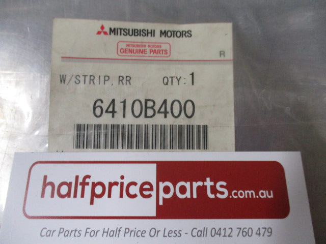 Mitsubishi Outlander Genuine Rear Bumper Lower Weatherstrip New Part