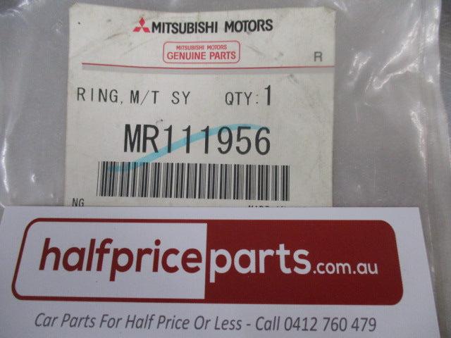 Mitsubishi Triton/Delica/Pajero/Pajero IO Genuine Manual Transmission 2nd Gear Synchronizer Ring New Part