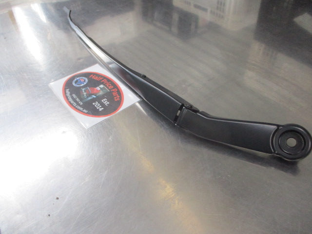 Kia Rondo Genuine Left Hand Front Replacement Wiper Arm New Part