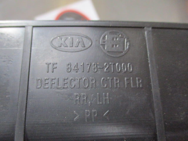 Kia Optima Genuine Left Hand Center Rear Floor Deflector New Part