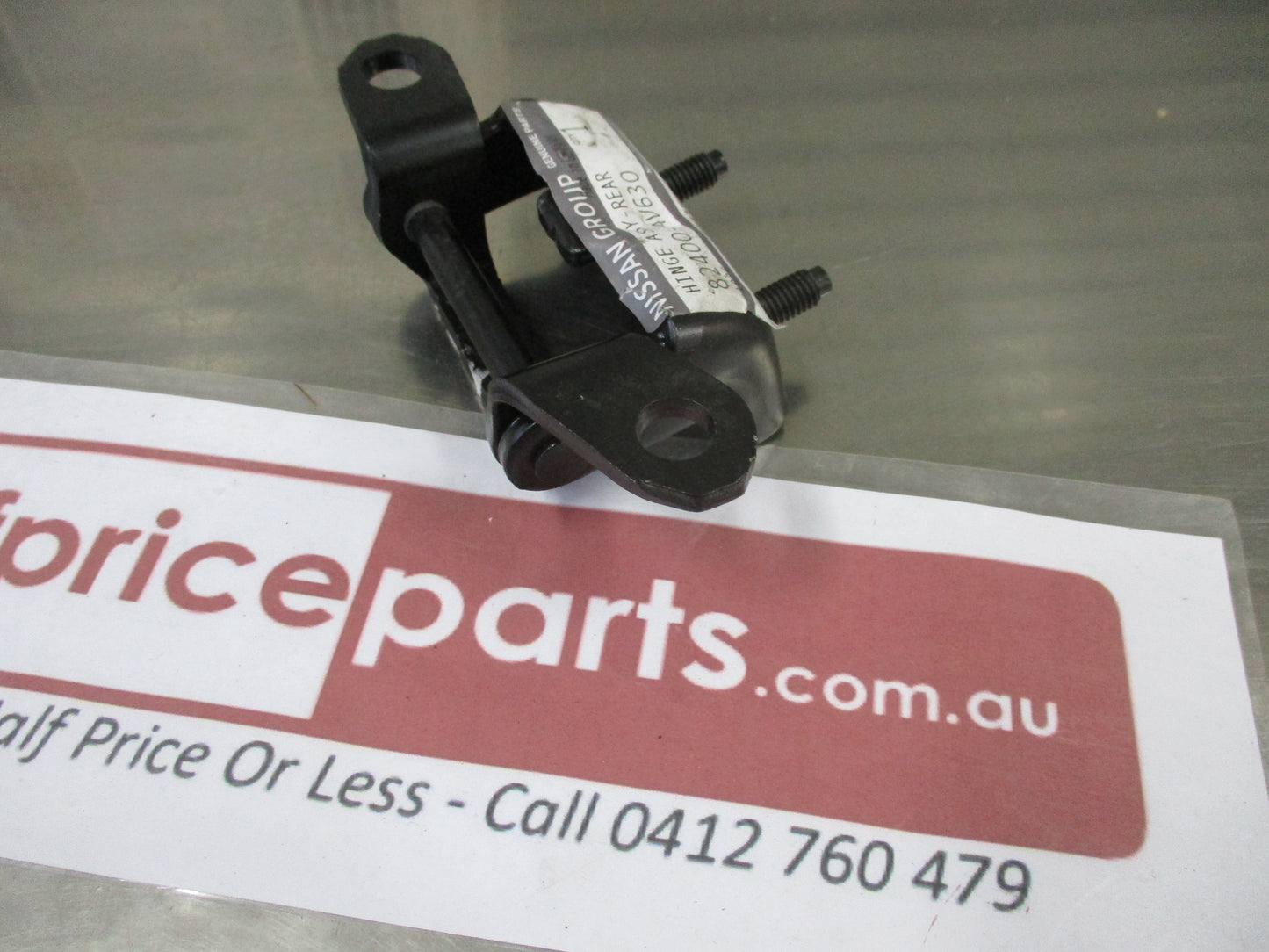 Nissan Qashqai J10E Genuine Rear Door Hinge Assembly New Part