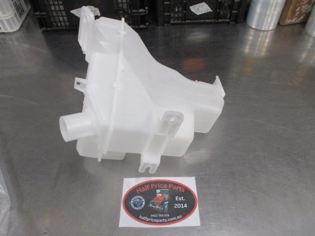 Kia Soul Genuine Windscreen Washer Tank New Part