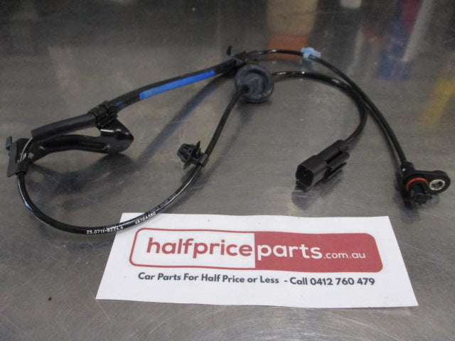 Mitsubishi Outlander/Sport/Lancer Genuine Rear ABS Speed Sensor New Part