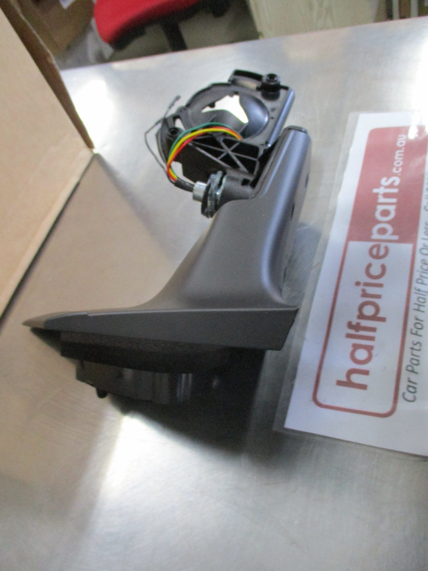 Holden Cruze Genuine Left Hand Outer Rear View Mirror Bracket New Part