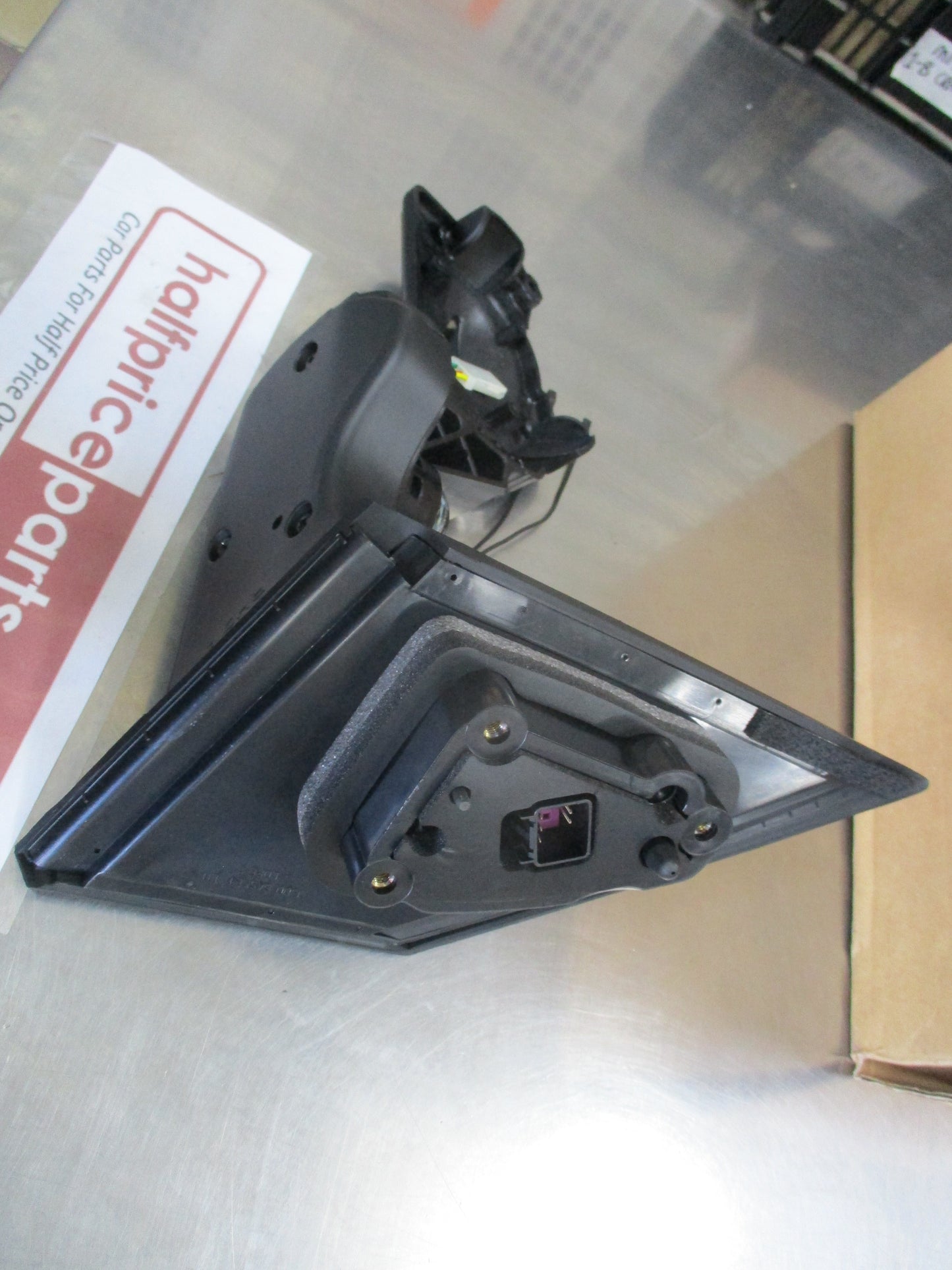 Holden Cruze Genuine Left Hand Outer Rear View Mirror Bracket New Part