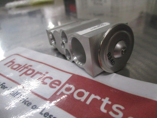 Mitsubishi Triton/Pajero Sport Genuine A/C Expansion Valve New Part