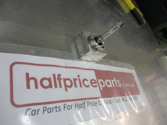 Holden WM Caprice Genuine Head Light Bulb HID 35W High/Low New Part