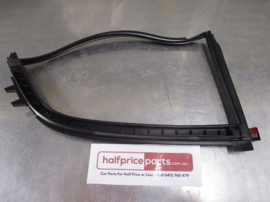 Mitsubishi Triton Dual Cab Genuine Drivers Rear Door Stationary Glass Weatherstrip New Part