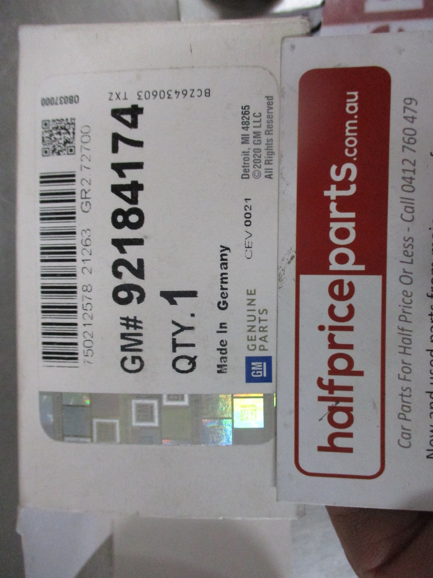 Holden WM Caprice Genuine Head Light Bulb HID 35W High/Low New Part