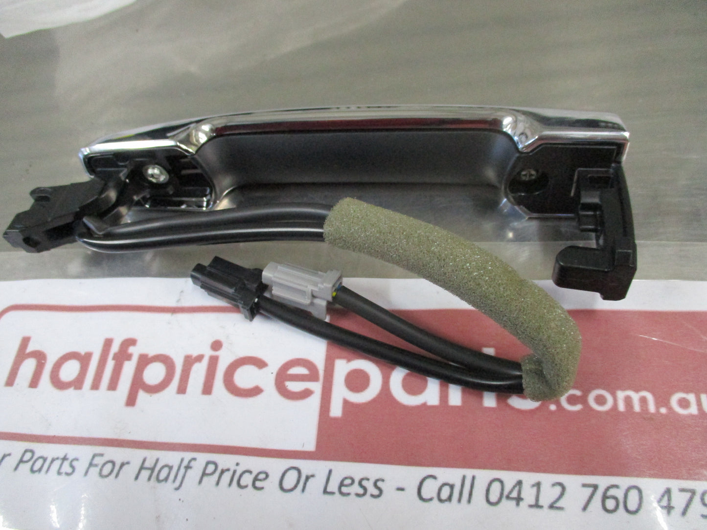 Nissan Qashqai J10E Genuine Chrome Front Right Hand Door External Handle with Lock New Part