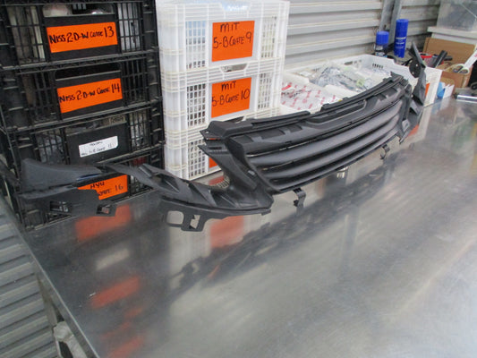 Peugeot 308 Genuine Grille Back New