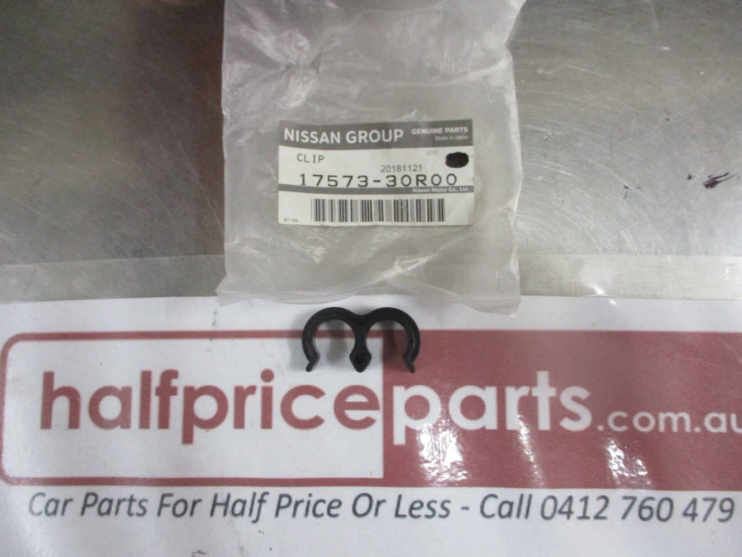 Nissan Skyline GT-R Genuine Water Hose And Piping Clip New Part