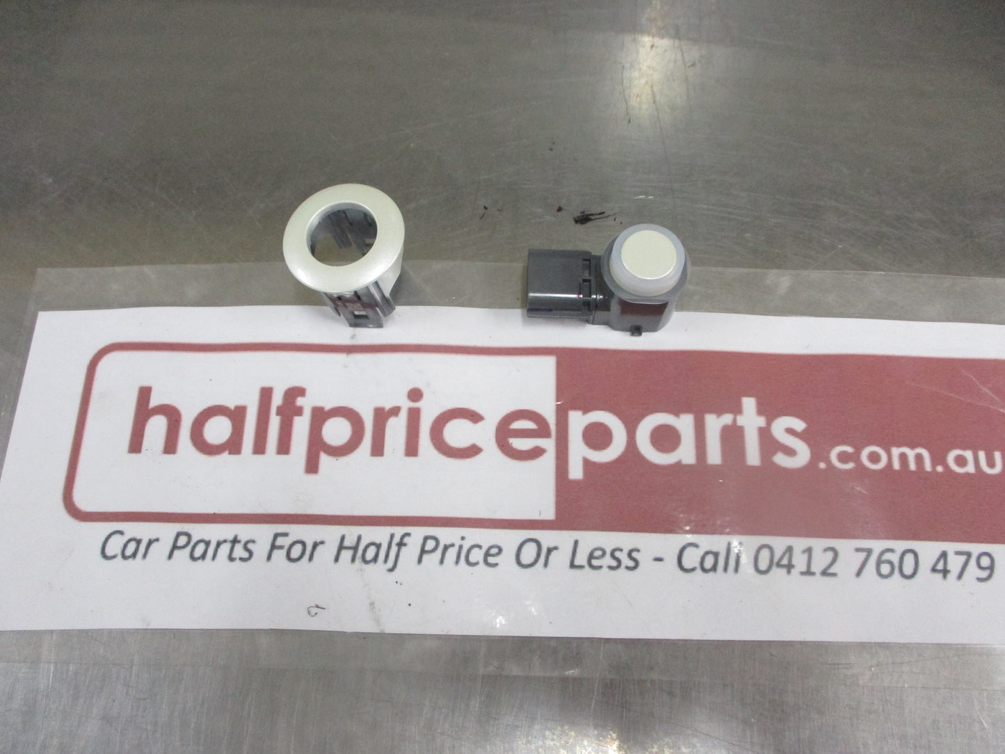 Nissan Pathfinder Genuine Rear RPA Sonar Sensor New Part