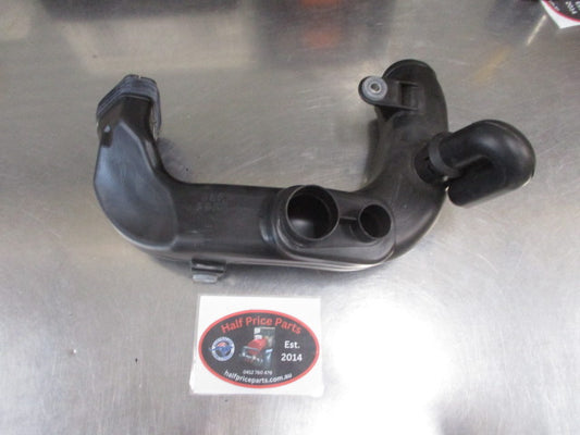 KIA Rondo Genuine Air Duct Assembly (A) New Part