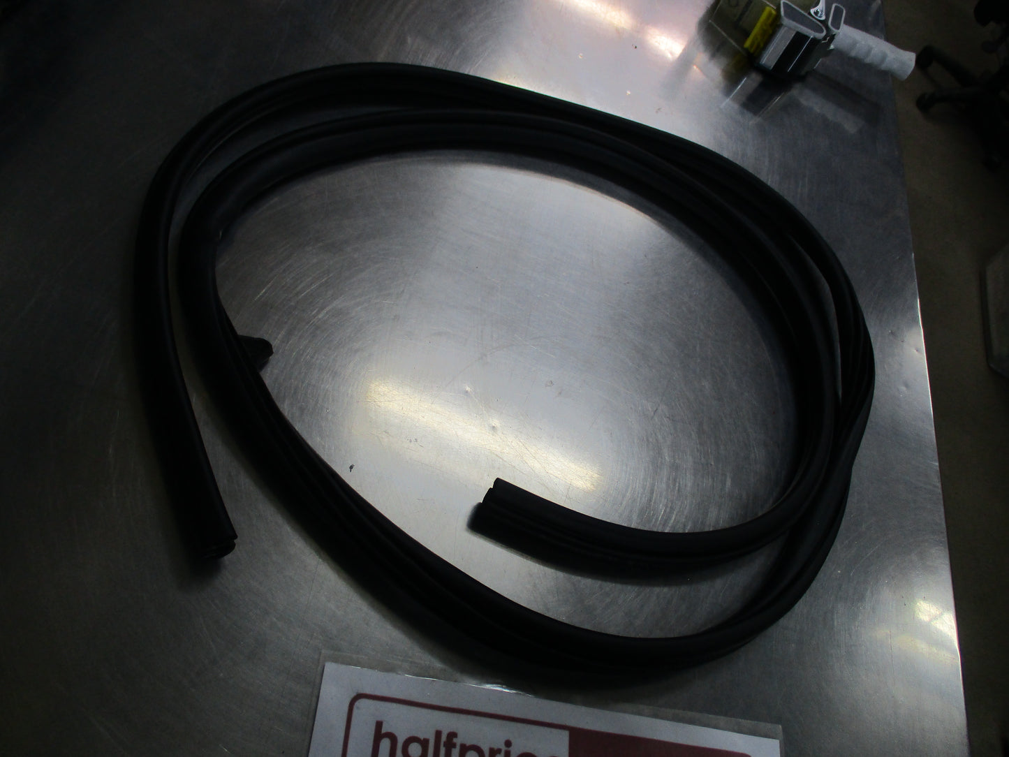 Holden Captiva Genuine Front Right Hand Door Upper Weatherstrip New Part