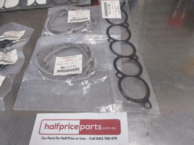 Mitsubishi Eclipse Genuine Valve Adjust Rocker Gasket Seal Kit New Part