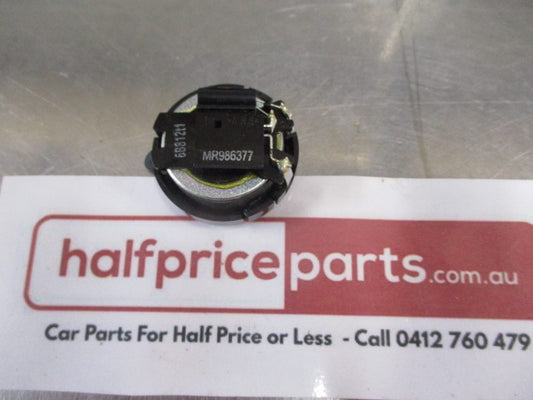 Mitsubishi Outlander/Lancer/EVO/ Genuine Tweeter Speaker Front New Part