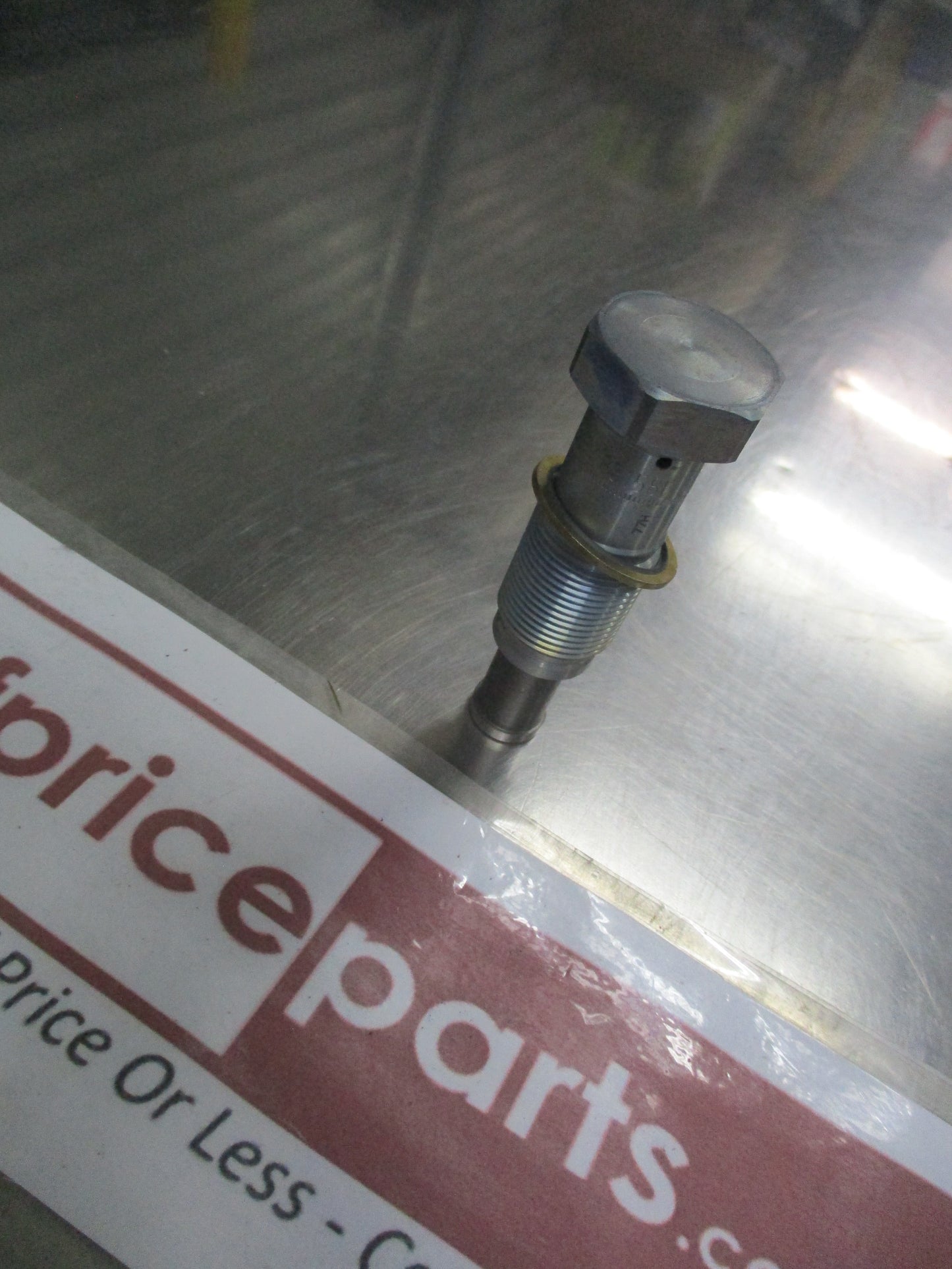 Citroen/ Peugeot Genuine Timing Chain Tensioner New Part