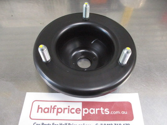 Mitsubishi Triton Genuine Front Insulator Strut Top Mount New Part